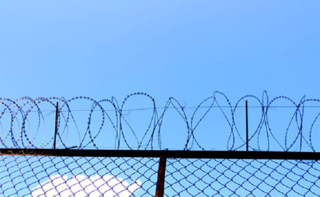 Why is the people’s capitol still fenced in like a communist gulag?